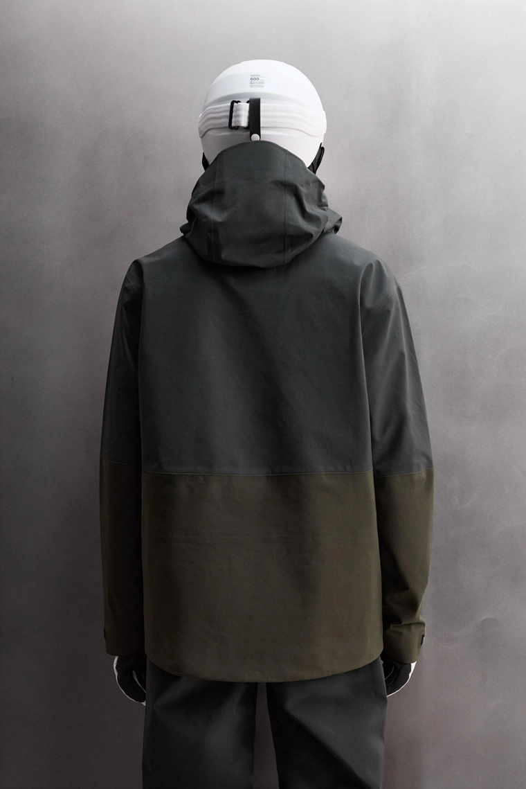 Техническая куртка для активного отдыха в ярко-зеленом цвете zara athleticz