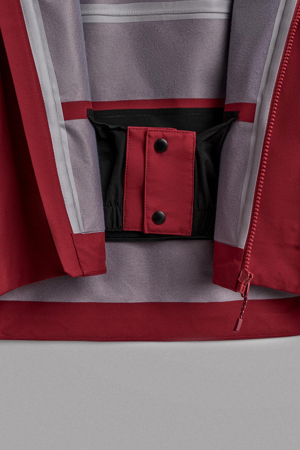 ТЕХНИЧЕСКАЯ ЛЫЖНАЯ КУРТКА-ШЕЛЛ RECCO® WATERPROOF