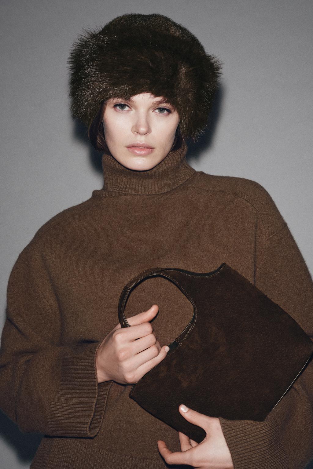 НЕБОЛЬШАЯ КОЖАНАЯ СУМКА-ШОПЕР