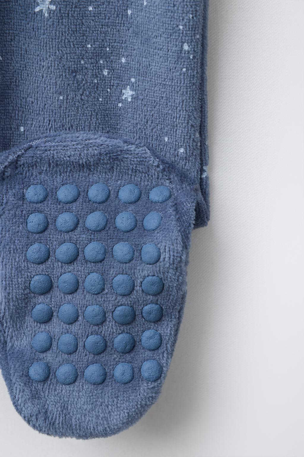 Комбинезон с вышивкой звезд из велюра