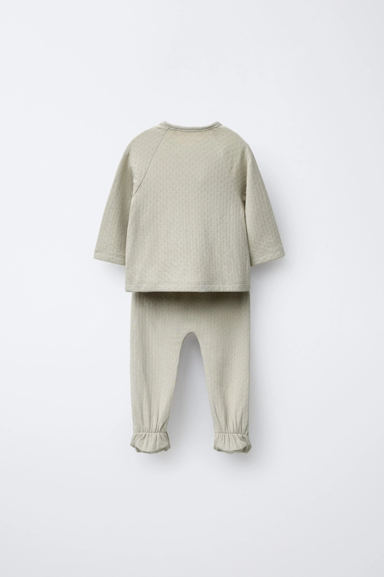 Комплект футболка и гетры из текстурированного полотна