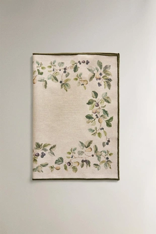 Плед с фруктовым принтом- Заказать в России