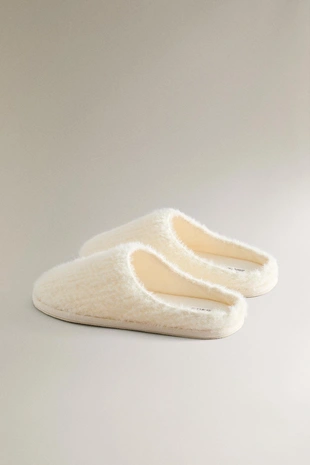 Тапочки из искусственного меха с оплетенным узором- Заказать в России