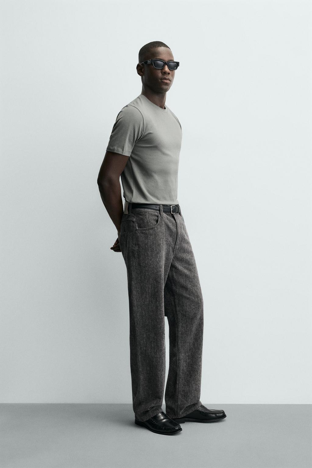 БАЗОВАЯ ФУТБОЛКА SLIM FIT