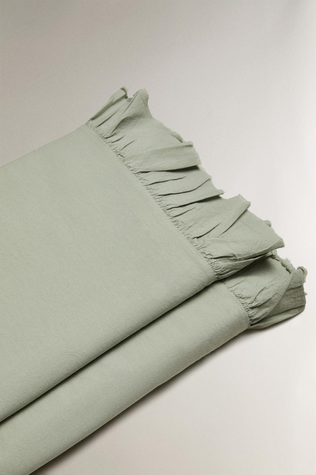 Простыня с оборками