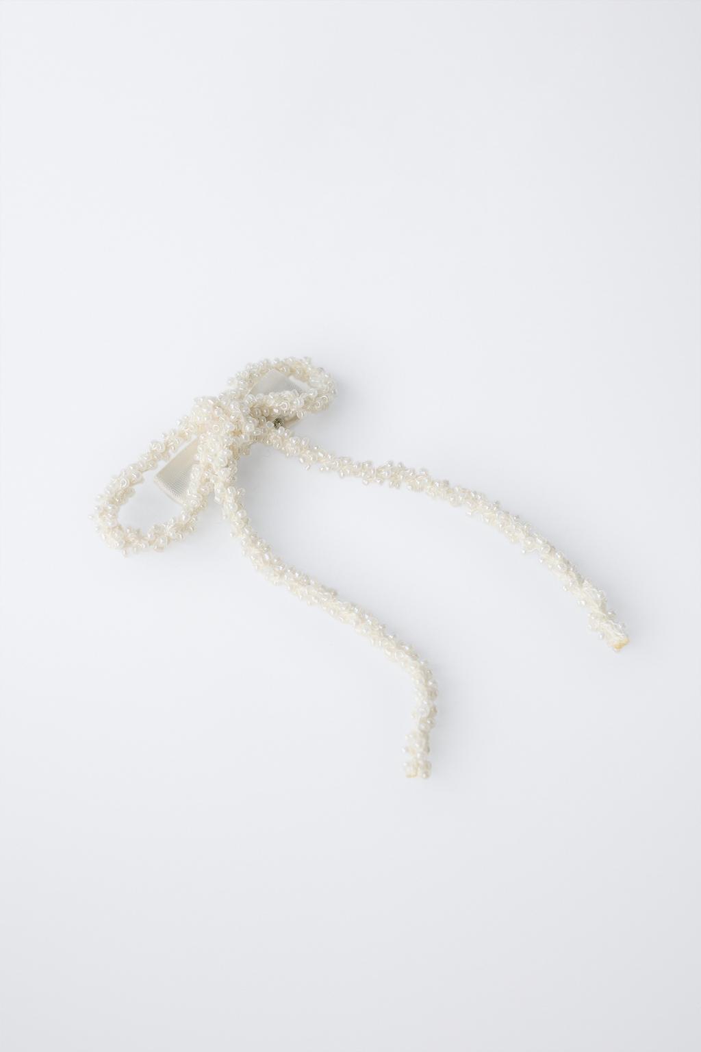 НАБОР ИЗ ДВУХ ЗАКОЛОК ДЛЯ ВОЛОС С БАНТОМ И БУСИНАМИ