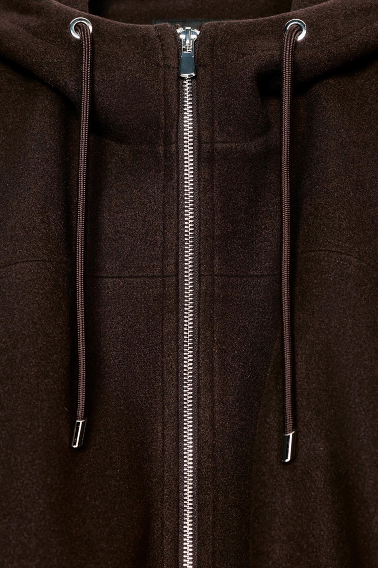 Утепленная удлиненная куртка-бомбер с капюшоном