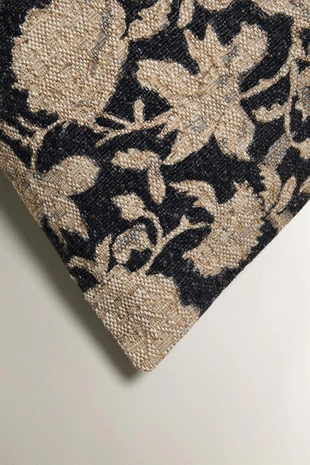 Наволочка с цветочным принтом- Заказать в России