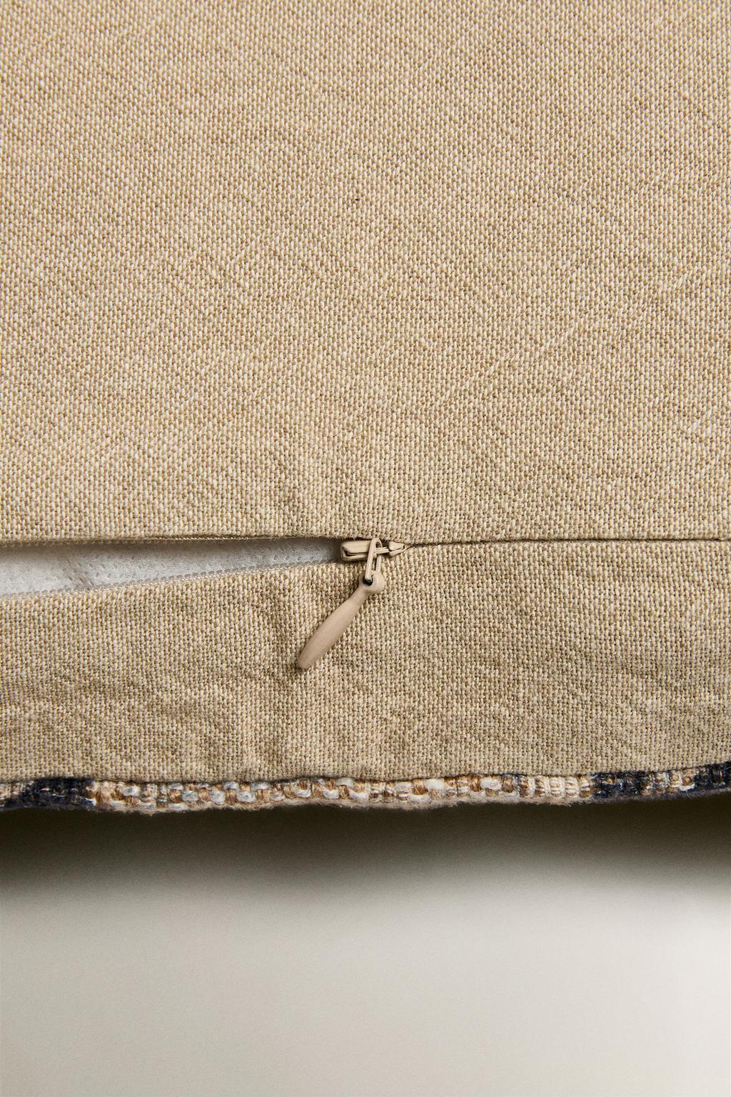 Наволочка с цветочным принтом