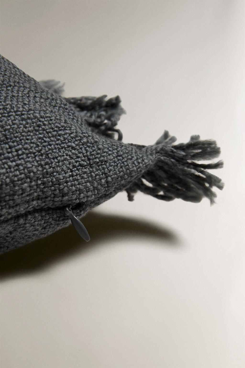 Покрывало с бахромой