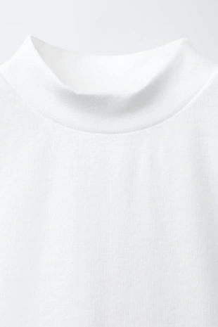 Однотонный топ из модала