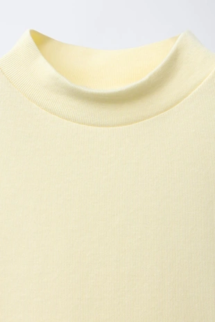 Однотонный топ из модала