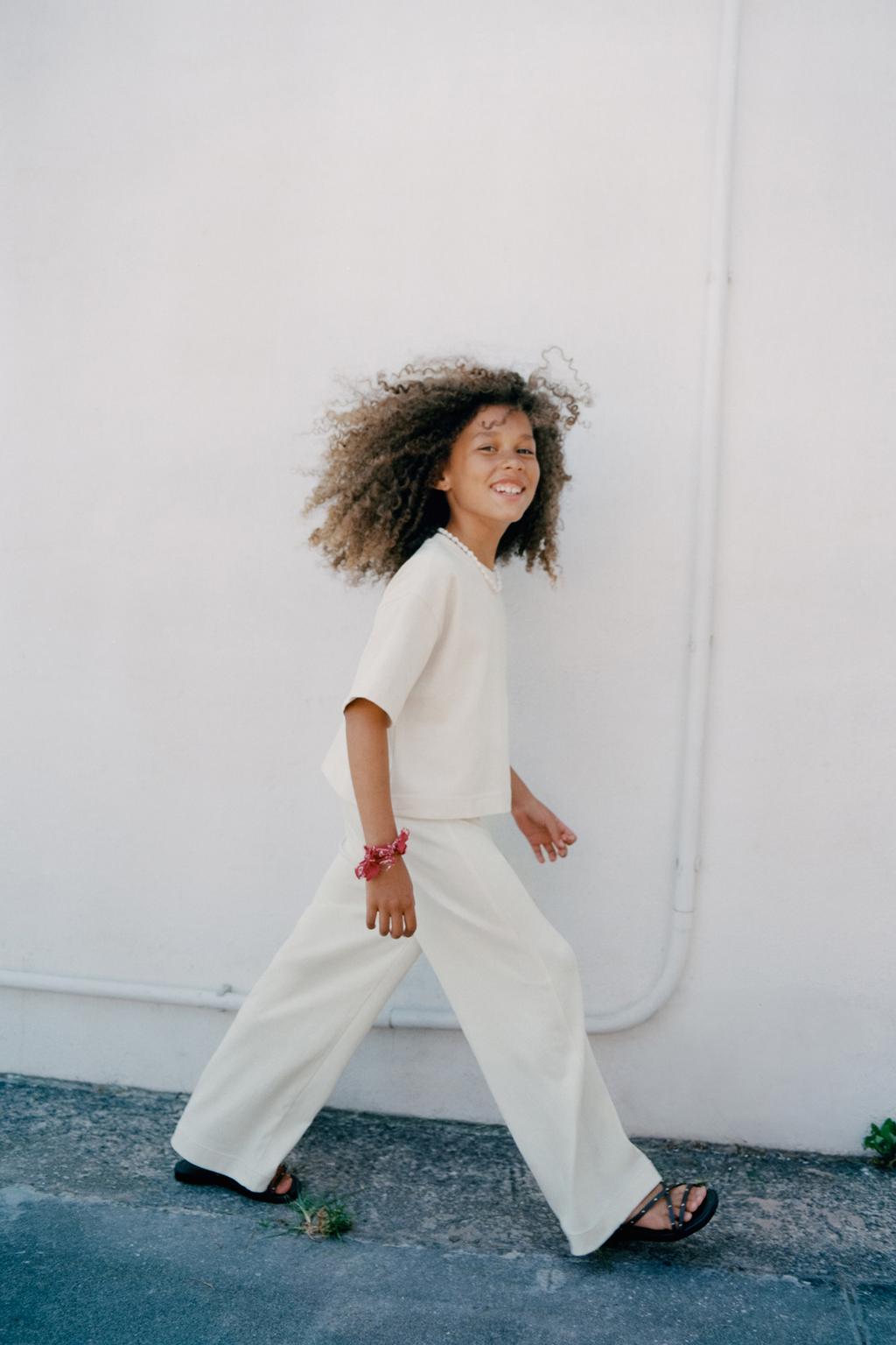 ОДНОТОННАЯ ФУТБОЛКА HEAVY WEIGHT