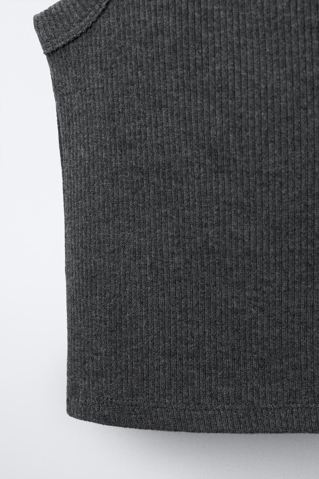 ФУТБОЛКА В РУБЧИК С ПРЯЖКАМИ