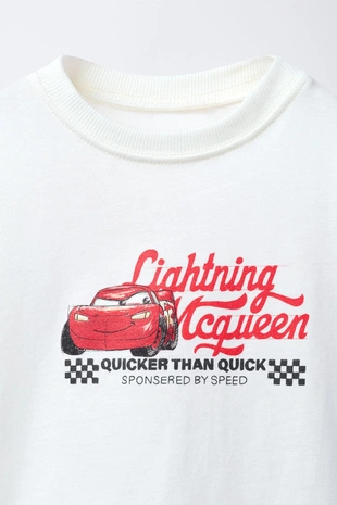 Футболка с принтом тачки молния маккуин © DISNEY- Заказать в России