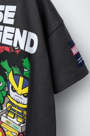 Футболка с принтом THE AVENGERS © MARVEL- Заказать в России