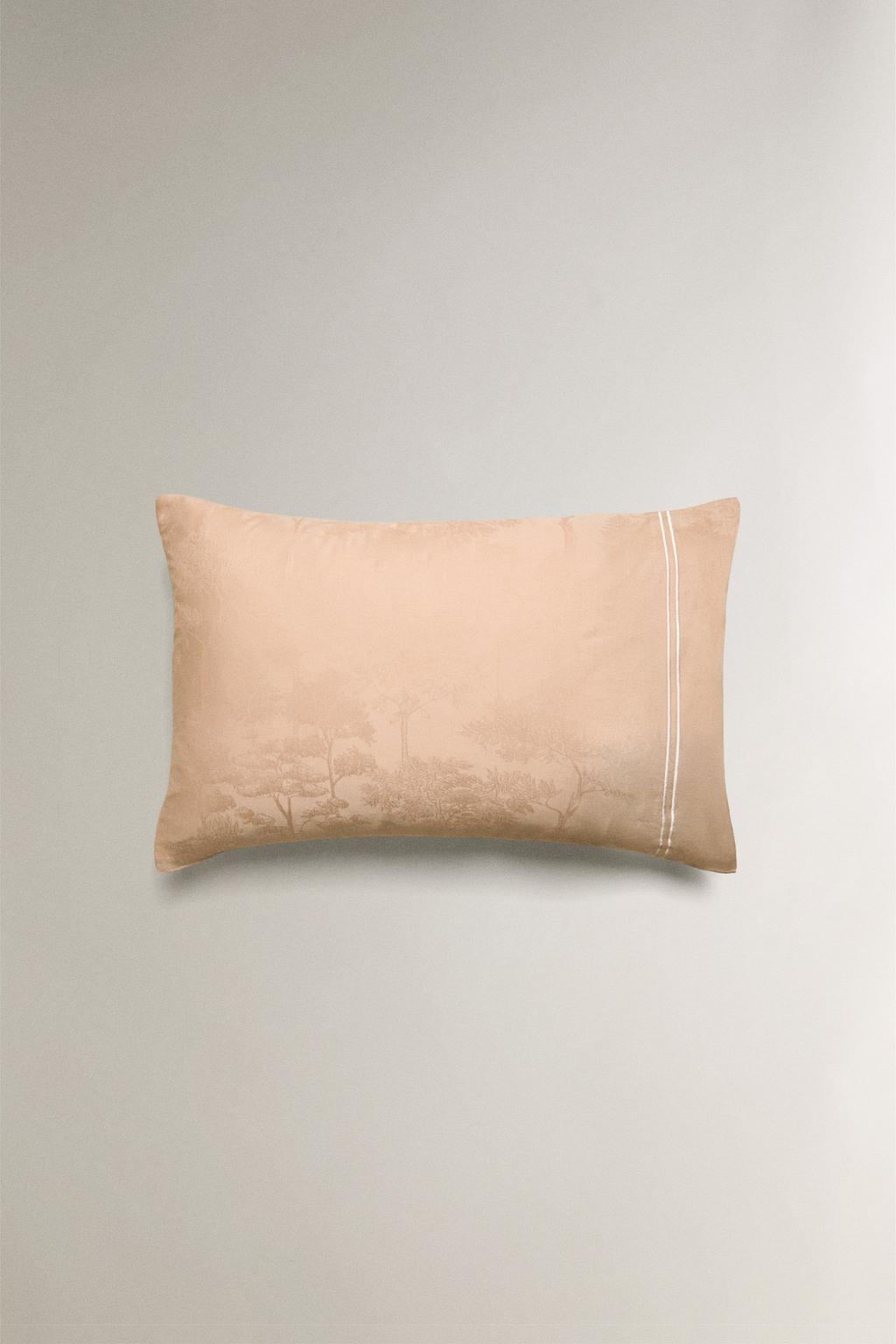 Наволочка из жаккардового сатина