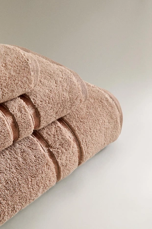 Полотенце для ванны с обрамлением полосками- Заказать в России