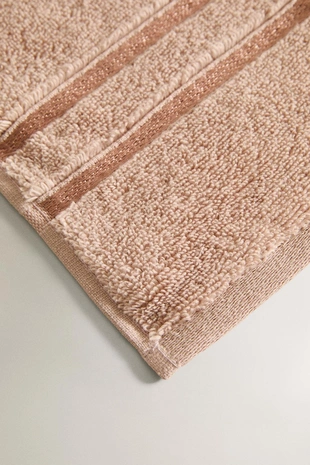 Полотенце для ванны с обрамлением полосками- Заказать в России