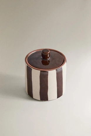 Керамическая баночка для ванной в полоску коричневого цвета- Заказать в России
