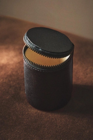 Кожаный цилиндрический чехол- Заказать в России