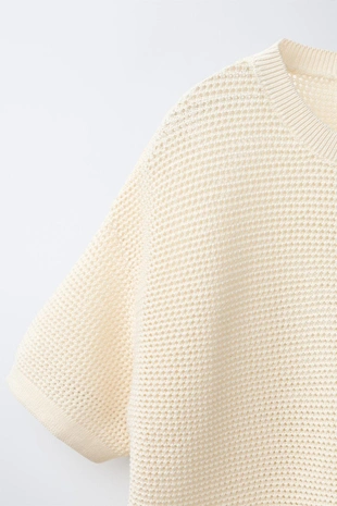 Трикотажная футболка с вышивкой и карманом- Заказать в России