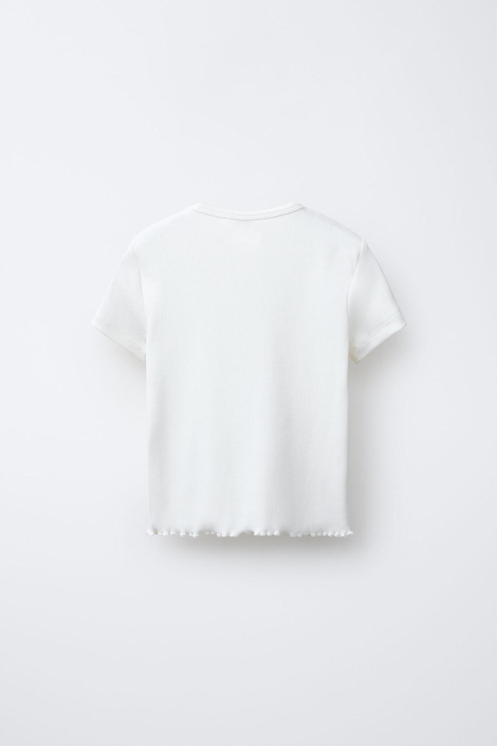 ФУТБОЛКА В РУБЧИК С ЦВЕТАМИ И БУСИНАМИ