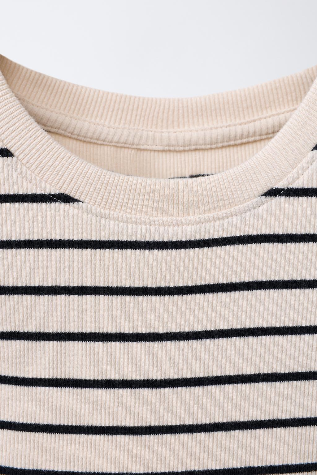 ФУТБОЛКА В РУБЧИК С ВОЛАНАМИ