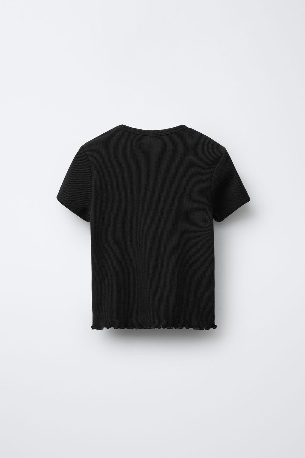 ФУТБОЛКА В РУБЧИК С ЦВЕТАМИ И БУСИНАМИ