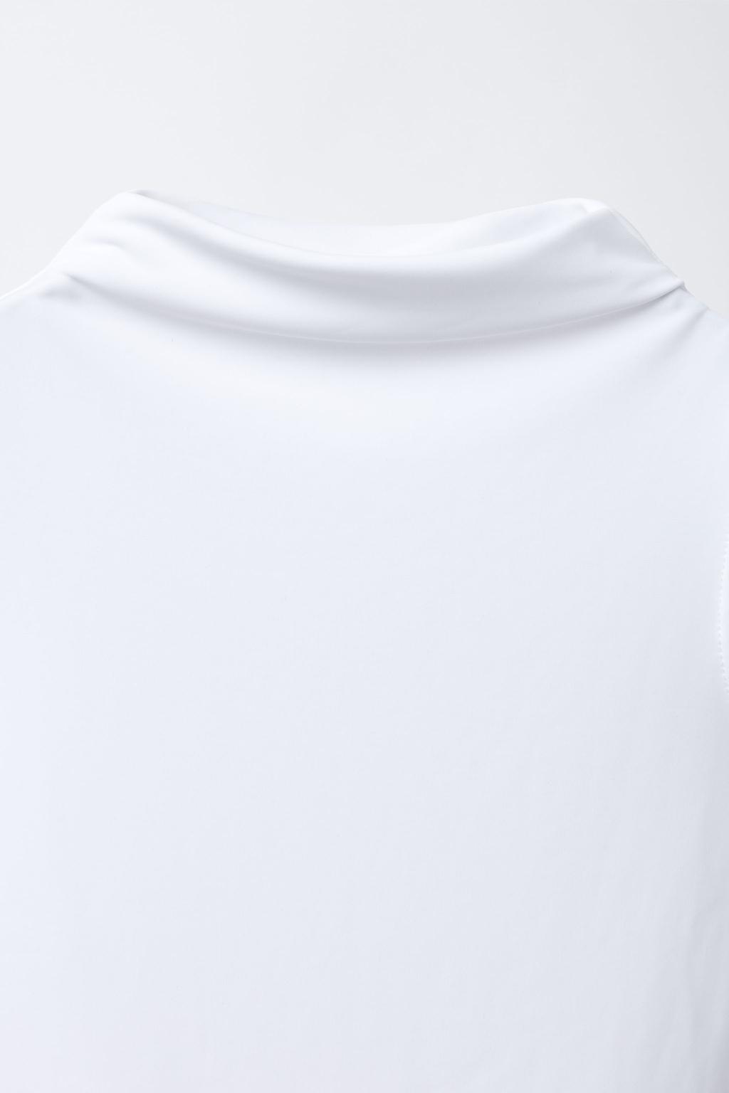 БОДИ С ВОРОТНИКОМ-СТОЙКОЙ