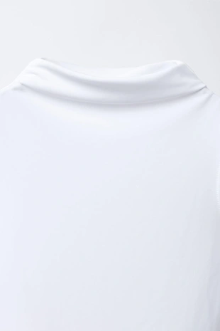 Боди с воротником-стойкой