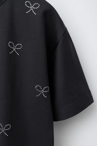 Майка BOXY FIT со стразами и бантами- Заказать в России