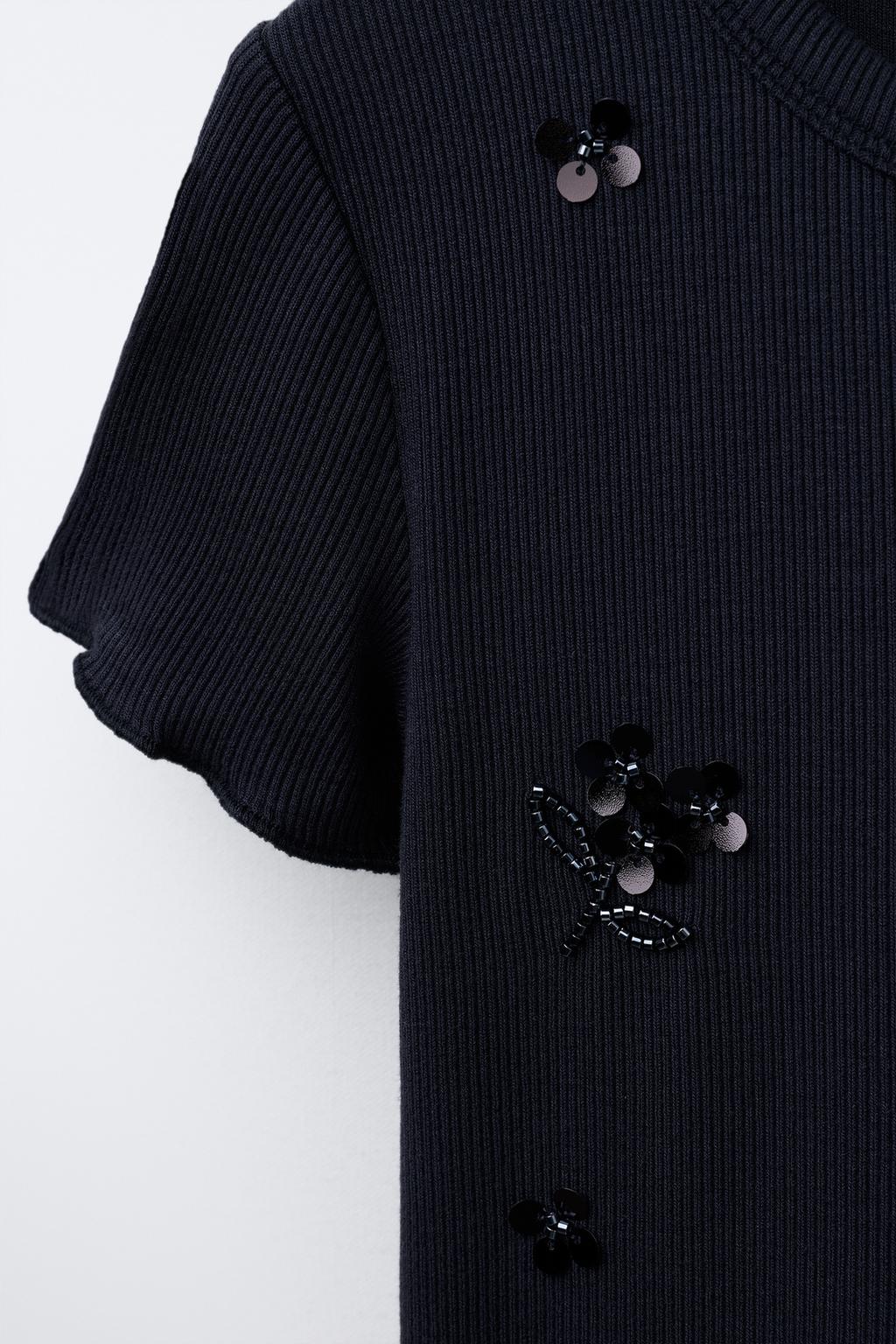 ФУТБОЛКА В РУБЧИК С ПАЙЕТКАМИ