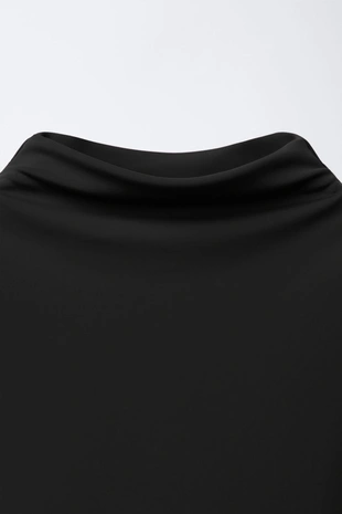 Боди с воротником-стойкой