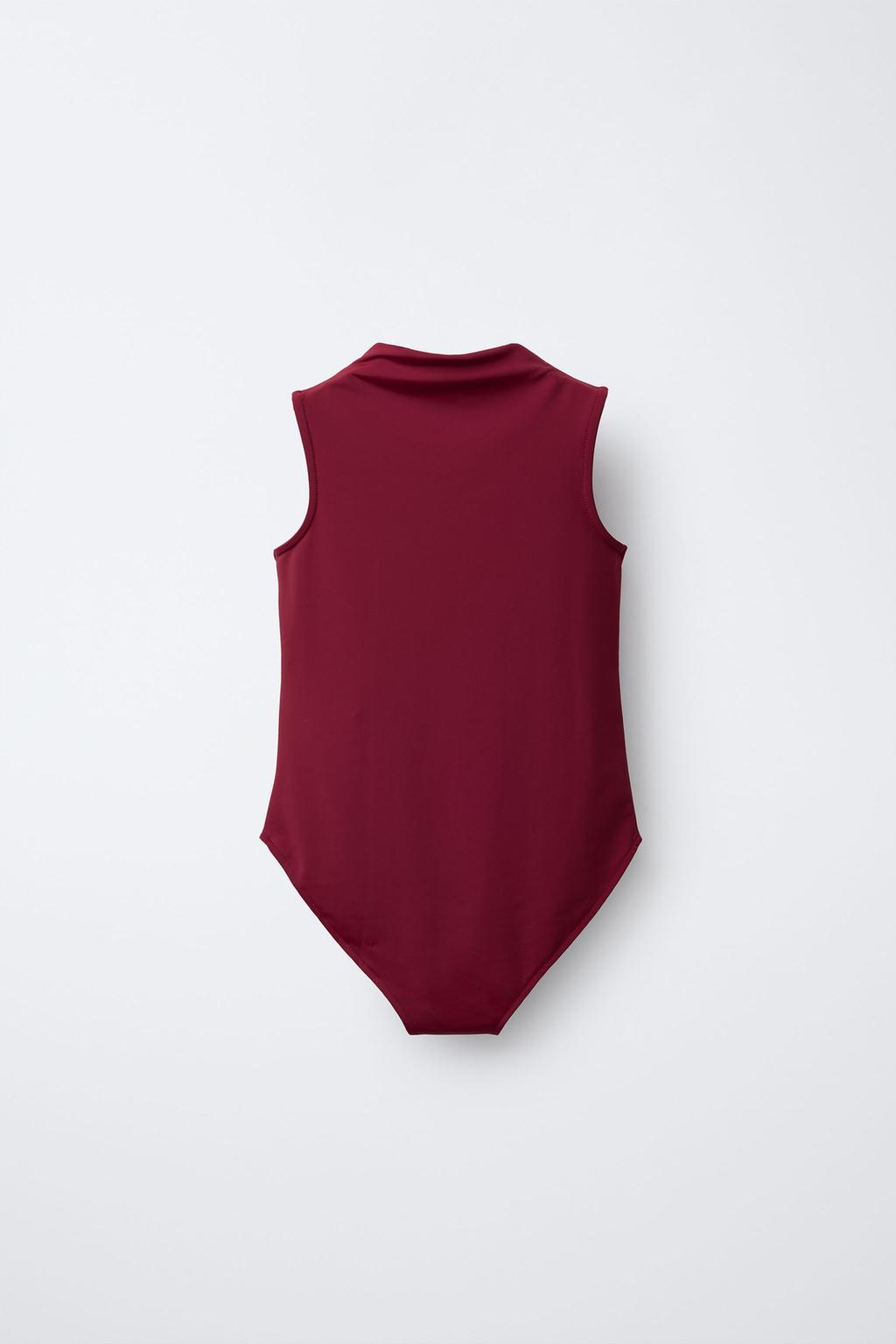 БОДИ С ВОРОТНИКОМ-СТОЙКОЙ