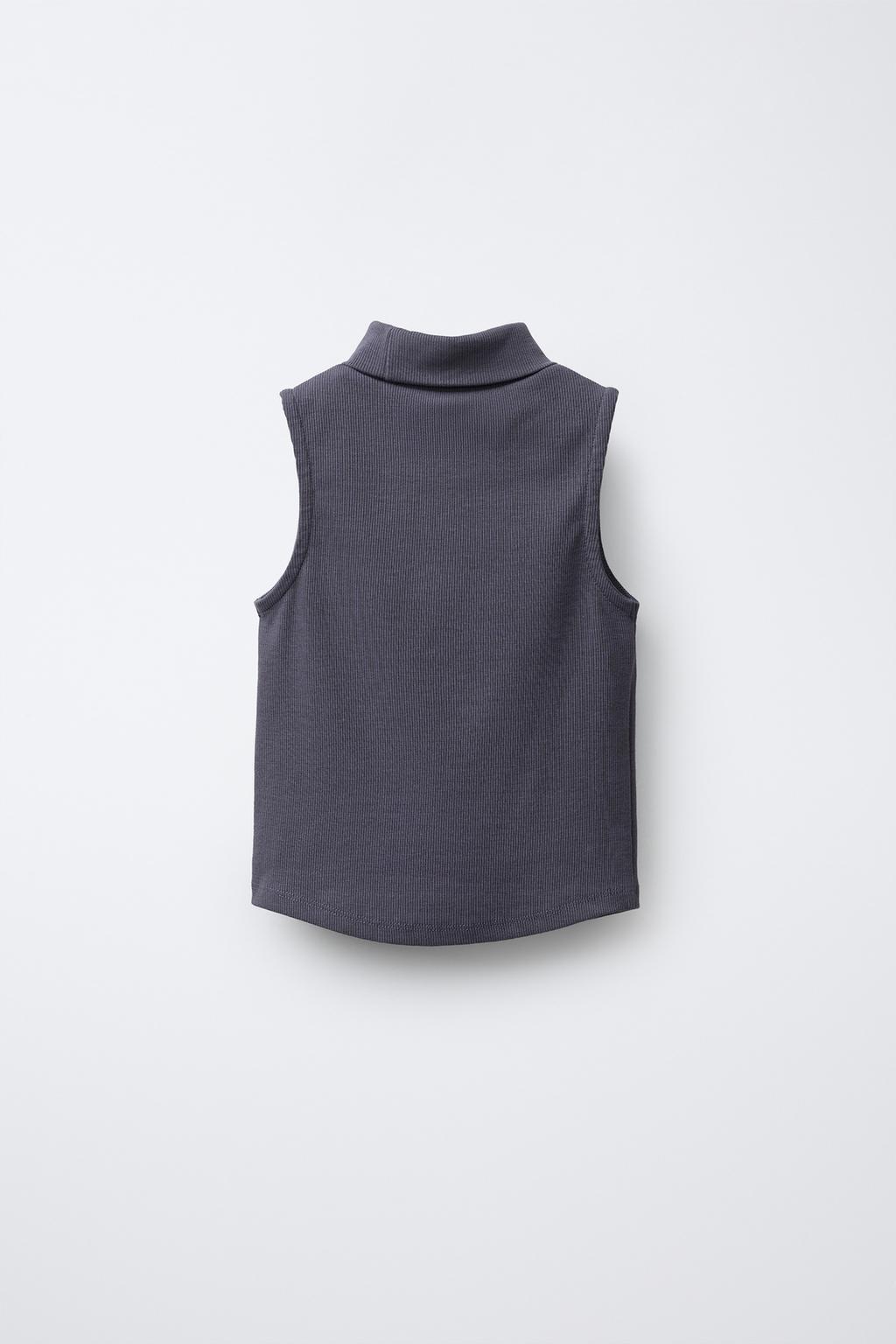 ТОП В РУБЧИК С ВОРОТНИКОМ-СТОЙКОЙ И ЗАКЛЕПКАМИ