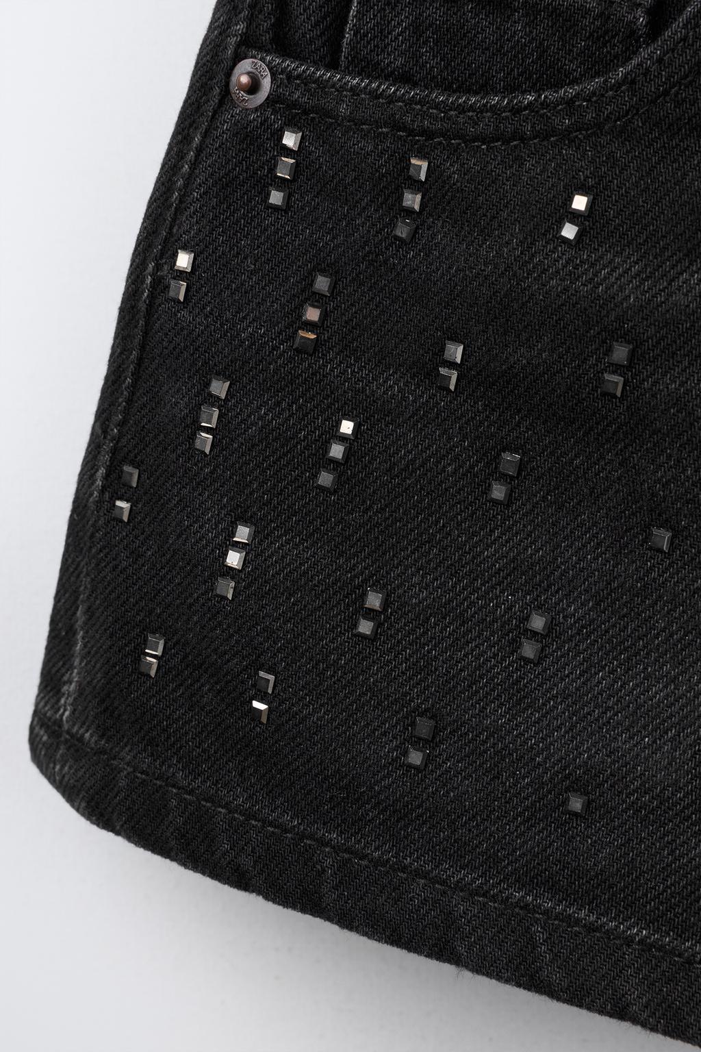 ДЖИНСОВЫЕ ШОРТЫ С ЗАКЛЕПКАМИ