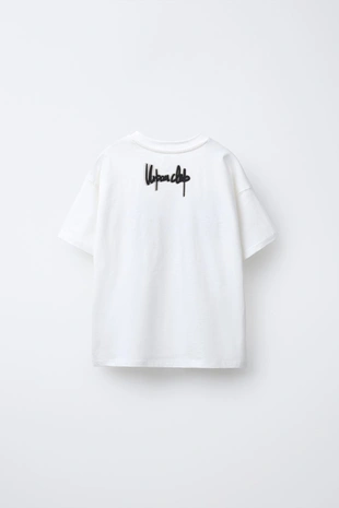 Лонгслив с рельефной надписью- Заказать в России