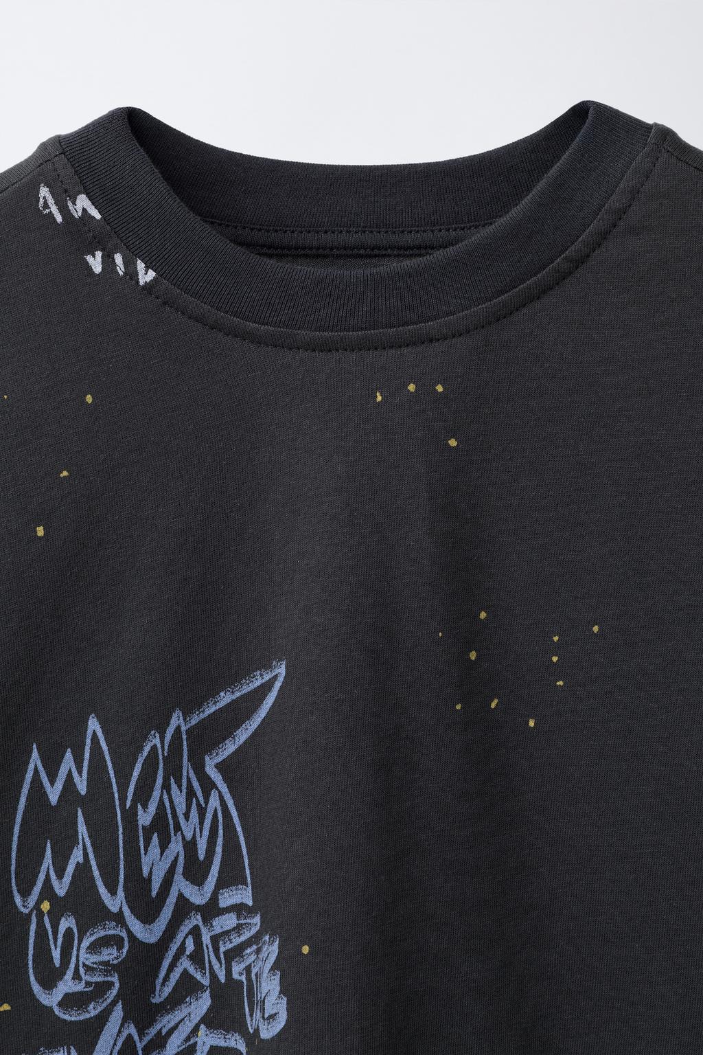 ФУТБОЛКА С ГРАФФИТИ