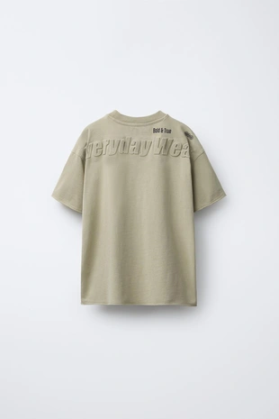 Футболка с рельефным принтом- Заказать в России