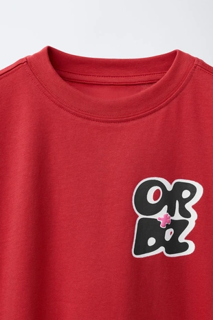 Футболка с рельефным текстовым принтом- Заказать в России