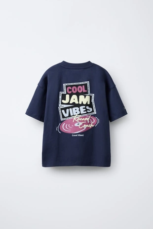 Футболка с рельефным принтом- Заказать в России