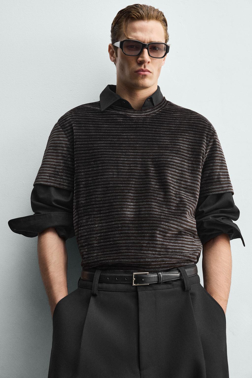 ФУТБОЛКА С РЕЛЬЕФНЫМ УЗОРОМ И ЭФФЕКТОМ ПОТЕРТОСТИ