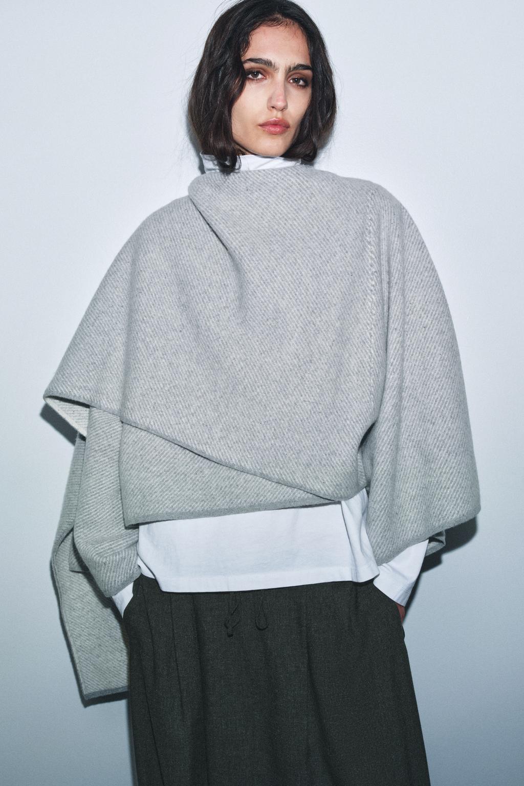 КОРОТКОЕ ПАЛЬТО ИЗ 100% ШЕРСТИ С ШАРФОМ