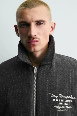 Куртка в полоску с вышивкой- Заказать в России