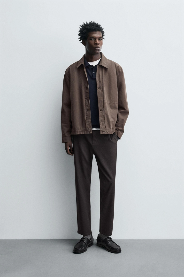 Удобные текстурированные брюки-чино slim fit