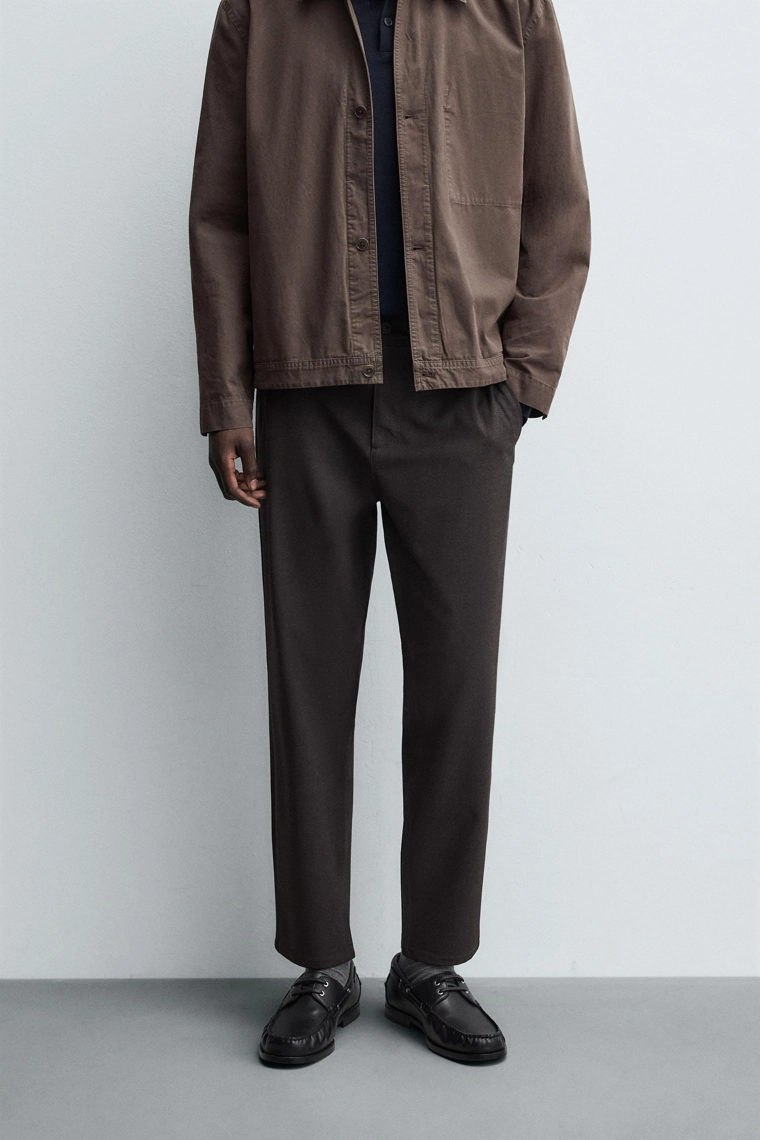 Удобные текстурированные брюки-чино slim fit