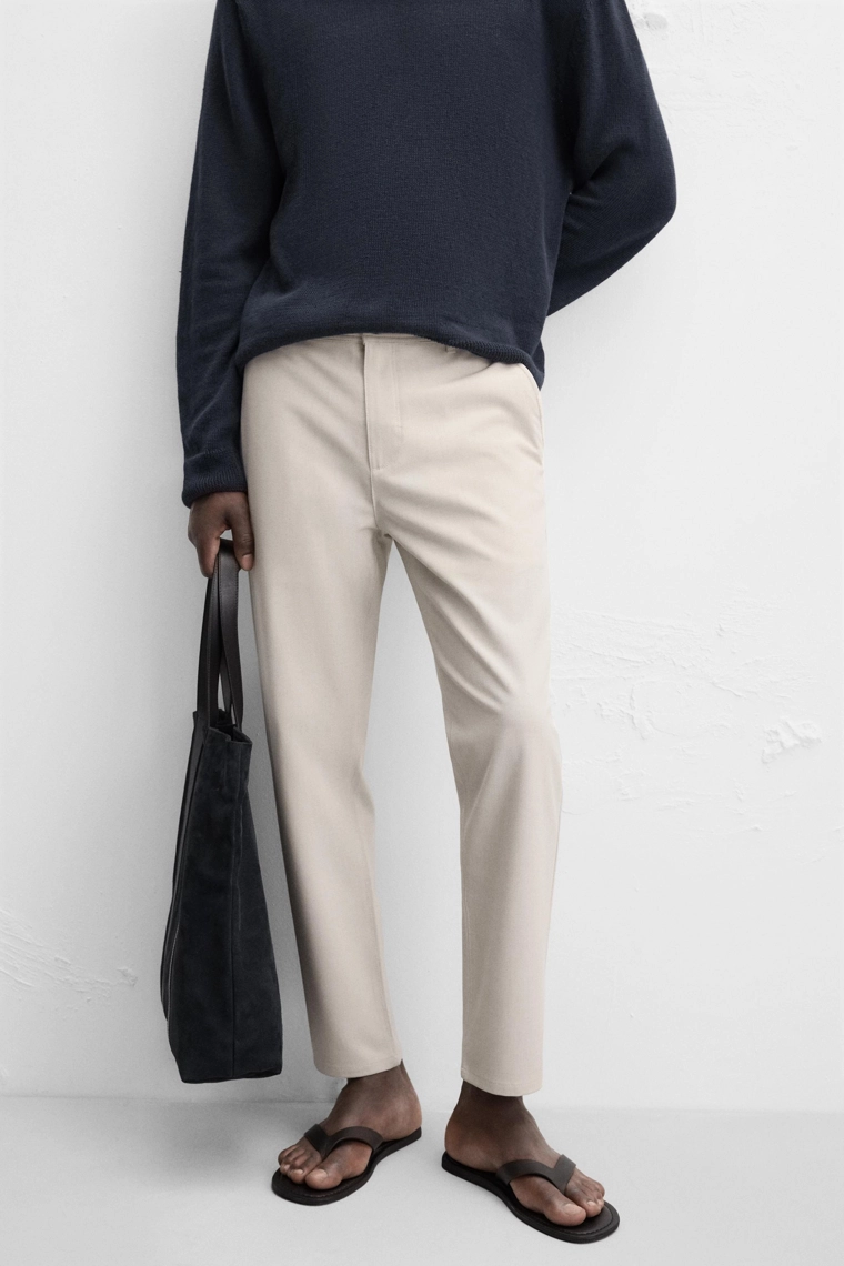 Удобные текстурированные брюки-чино slim fit
