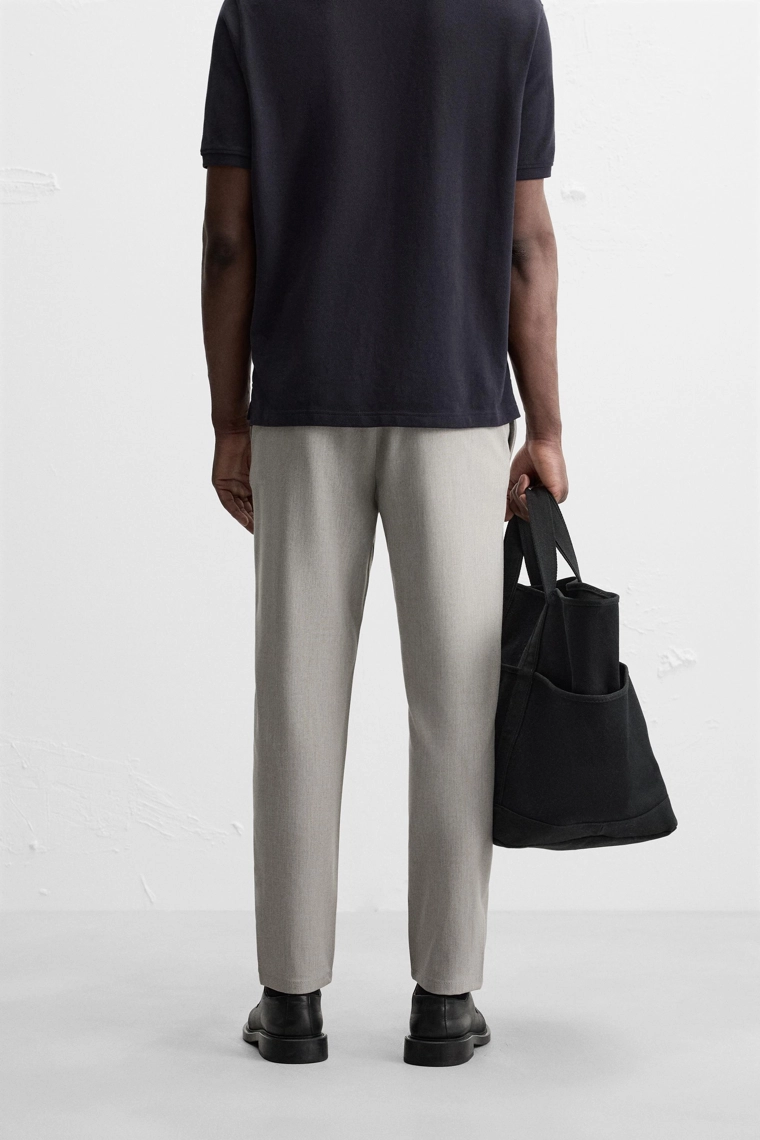 Удобные текстурированные брюки-чино slim fit