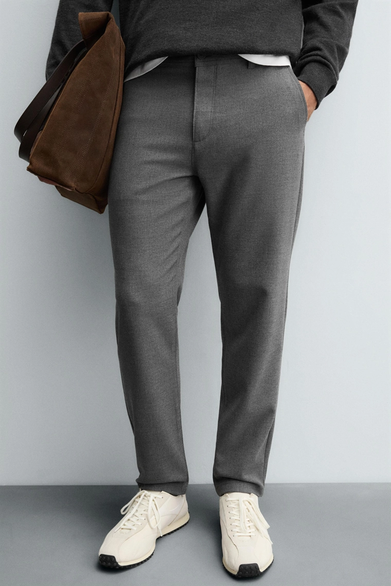 Удобные текстурированные брюки-чино slim fit